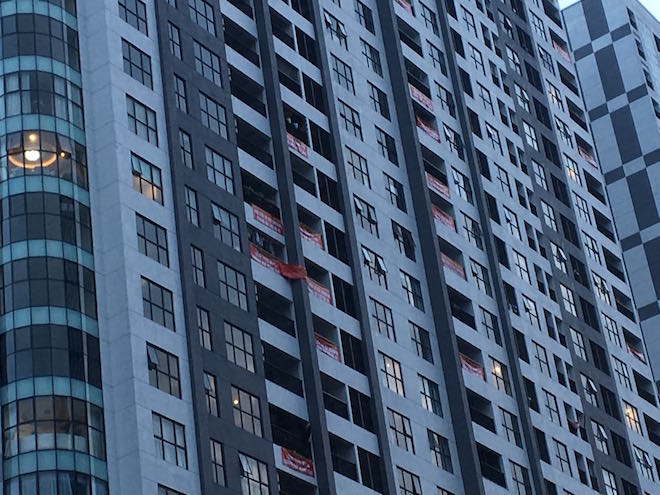 Chung cư Golden Palm 21 Lê Văn Lương: Cư dân bức xức vì phát hiện nhiều sai sót