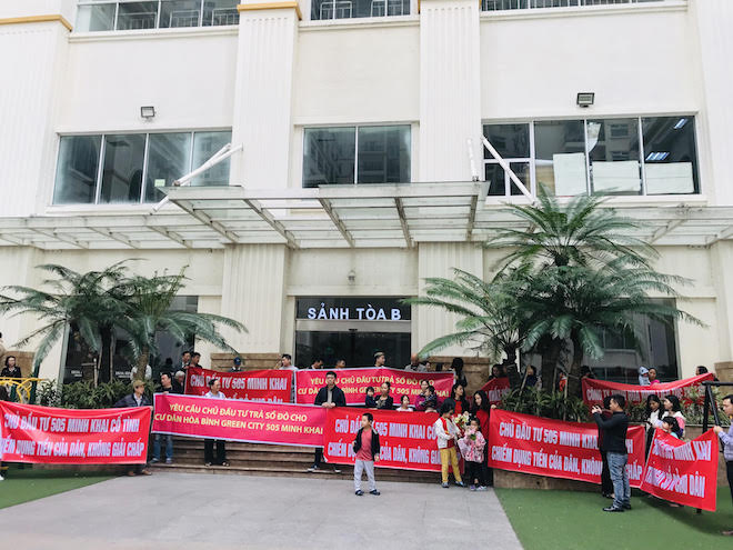 Thất hứa nhiều lần, CĐT Hoà Bình Green City khiến cư dân bức xúc đòi quyền lợi