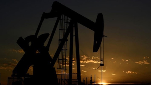 Giá dầu gượng tăng sau khi sụt 11% trong tuần trước - Hình 1