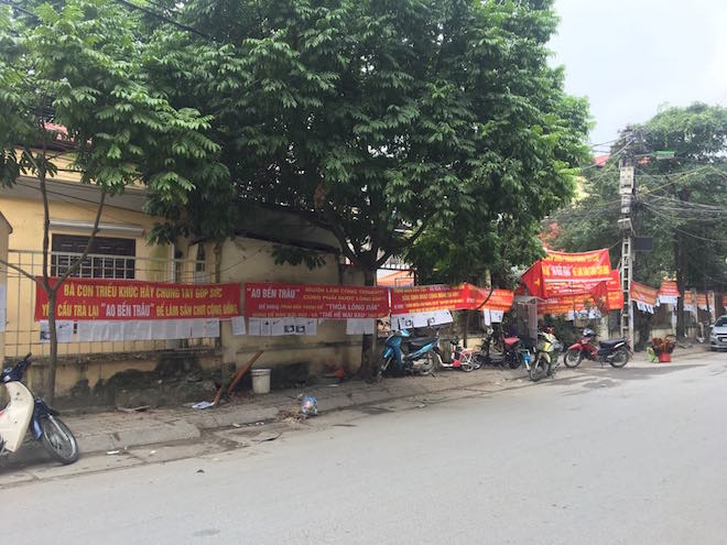 Xã Tân Triều: Người dân bức xúc phản đối xây dựng bãi đỗ xe tại ao Bến Trâu