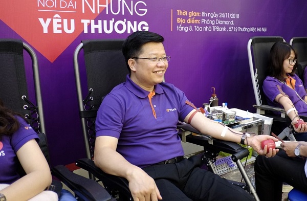 Hàng ngàn nhân viên TPBank trên cả nước hào hứng tham gia hiến máu nhân đạo - Hình 1