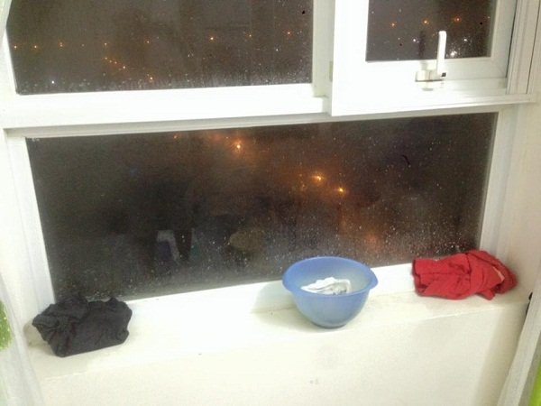 Nhiều chung cư tại TP.HCM, dân bức xúc khi nước liên tục tràn vào nhà