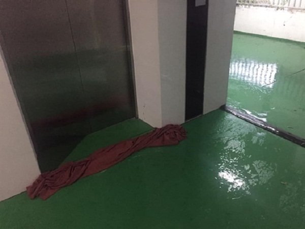 Nhiều chung cư tại TP.HCM, dân bức xúc khi nước liên tục tràn vào nhà - Hình 5