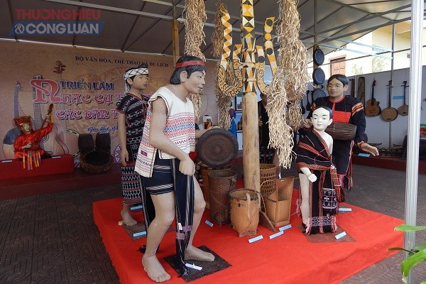 Festival văn hóa Cồng chiêng Tây Nguyên 2018: Triển lãm “Nhạc cụ truyền thống các dân tộc Việt Nam” - Hình 3
