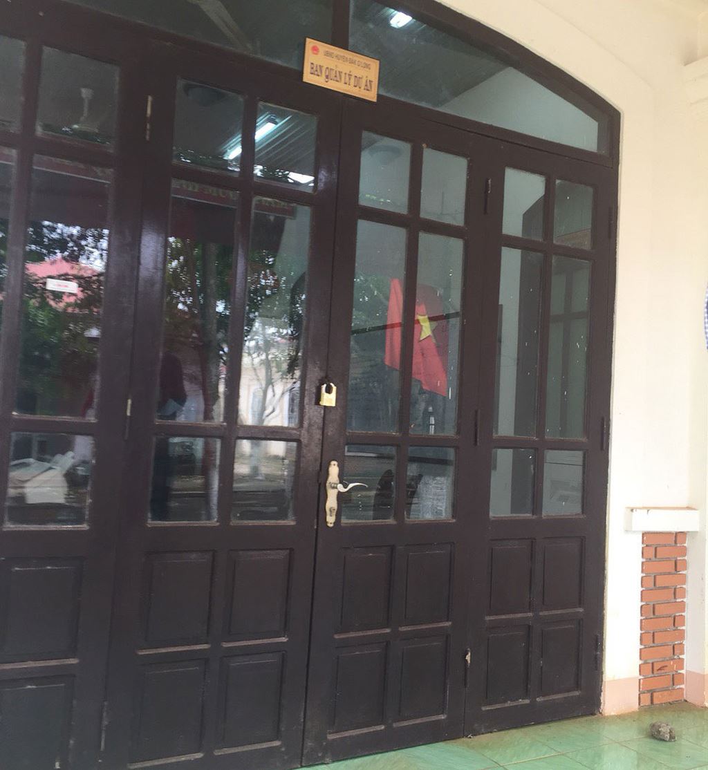 Đăk Nông: Nhà thầu chờ ‘dài cổ’ vẫn không mua được hồ sơ mời thầu