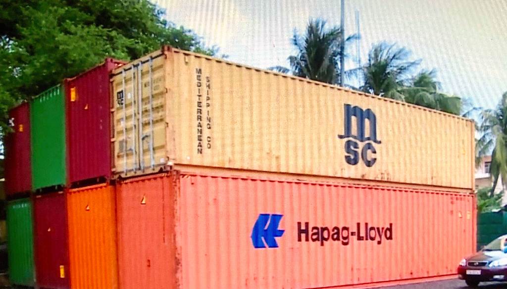 Bình Định: Xử lý 7 container nhựa phế liệu không có người nhận - Hình 2