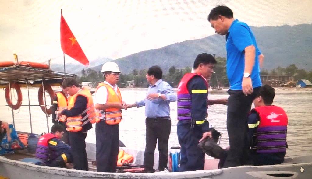 Đà Nẵng: Tàu dầu đâm nứt cầu cảng, nguy cơ tràn dầu ra biển - Hình 3