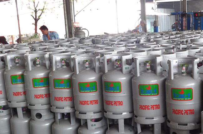 Tháng 12, giá mỗi bình gas giảm 33.000 đồng