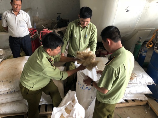 Hà Nội: Xử lý gần 2.700 vụ buôn lậu, hàng giả, hàng nhái trong tháng 10/2018