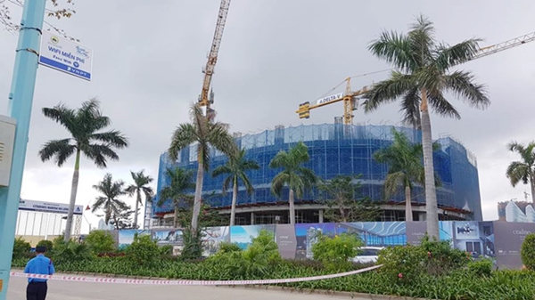 Giàn giáo Dự án Citadines Marina Hạ Long đổ sập, 2 công nhân thiệt mạng