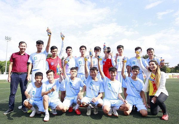 THPT Trương Định vô địch bóng đá học sinh THPT Hà Nội 2018 tranh Cup Number 1 Active - Hình 2