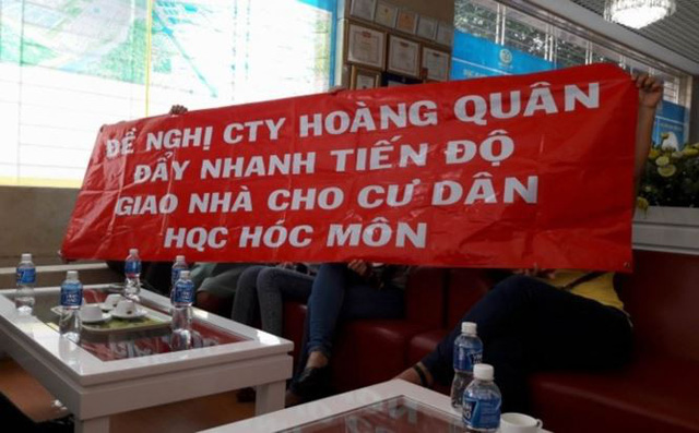 'Ông trùm' nhà ở xã hội Hoàng Quân lại bị khách hàng kéo đến đòi nhà...? - Hình 1