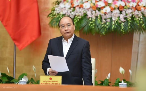 Thủ tướng Nguyễn Xuân Phúc: 'Xử lý đến nơi đến chốn tín dụng đen' - Hình 1