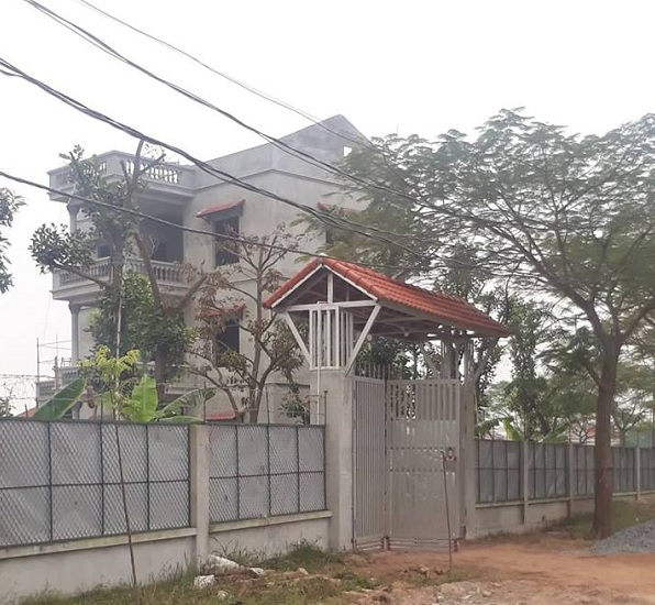 Vi phạm nhưng vẫn không bị ngăn chặn, cán bộ phụ trách (huyện Phúc Thọ) đang buông lỏng quản lý?