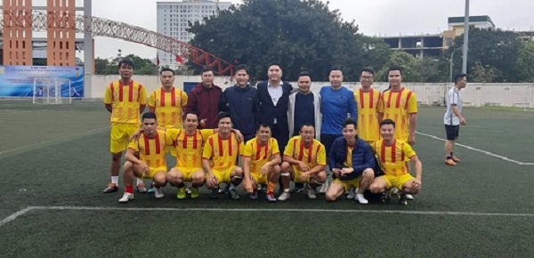 FC Báo chí Nghệ Tĩnh lên ngôi vương sau 4 năm lỡ hẹn - Hình 1