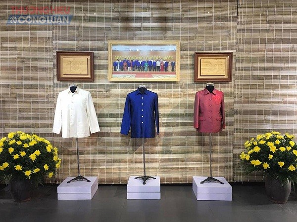 Người dân Thủ đô lần đầu được chiêm ngưỡng Bộ sản phẩm Trang phục APEC 2017 - Hình 3