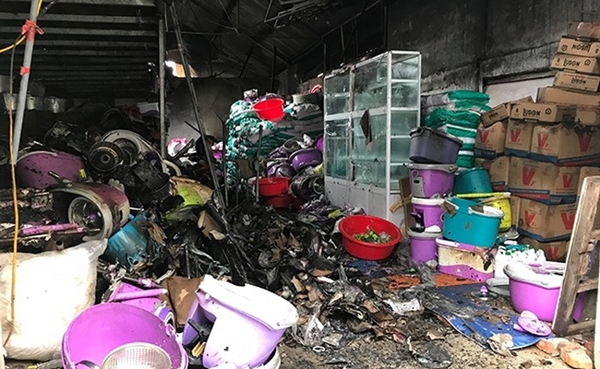Bộ Công an vào cuộc điều tra vụ cháy kho hàng gần chợ Vinh - Hình 3