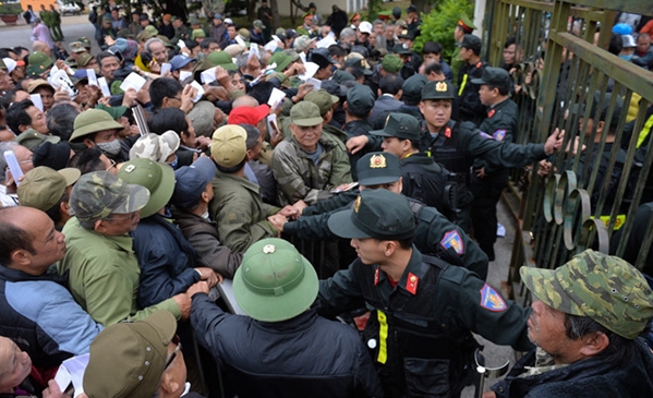 VFF gửi công văn hỏa tốc đề nghị Bộ tư lệnh Thủ đô hỗ trợ ngăn chặn người gây rối