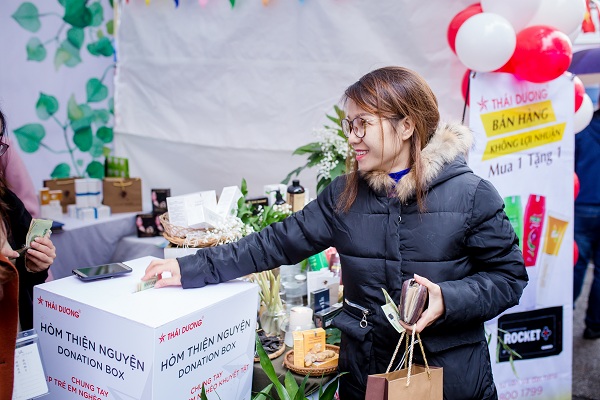 Sao Thái Dương: “Đồng hành thiện nguyện – Gắn kết yêu thương” tại Liên hoan ẩm thực quốc tế 2018 - Hình 7