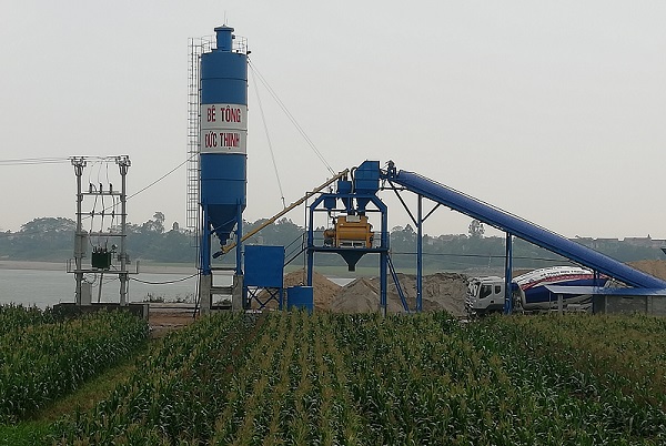 Phú Thọ: Vì sao trạm trộn bê tông Đức Thịnh có thể ngang nhiên hoạt động không phép?