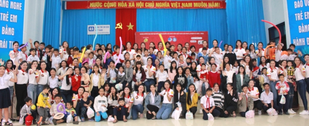 Đà Nẵng: Thí sinh Hoa khôi sinh viên Việt Nam tham gia công tác xã hội - Hình 5