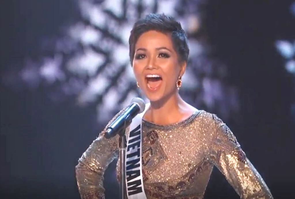 Cuộc thi bán kết của Miss Universe 2018: H'Hen Niê tỏa sáng và vô cùng nổi bật - Hình 1