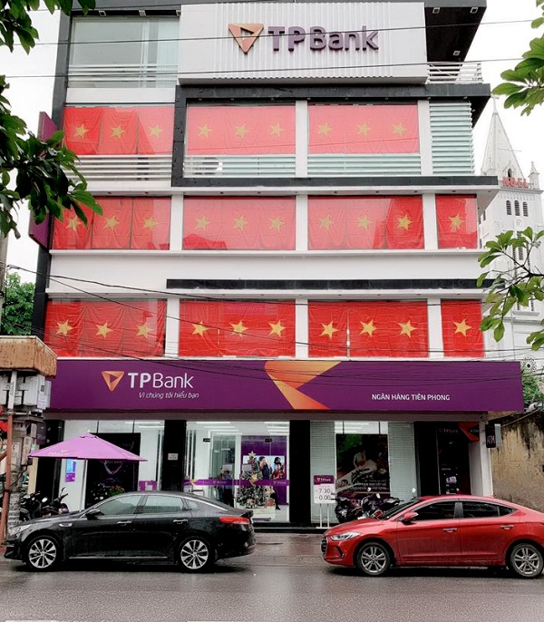 TPBank tặng 1 tỷ đồng cho đội tuyển Việt Nam