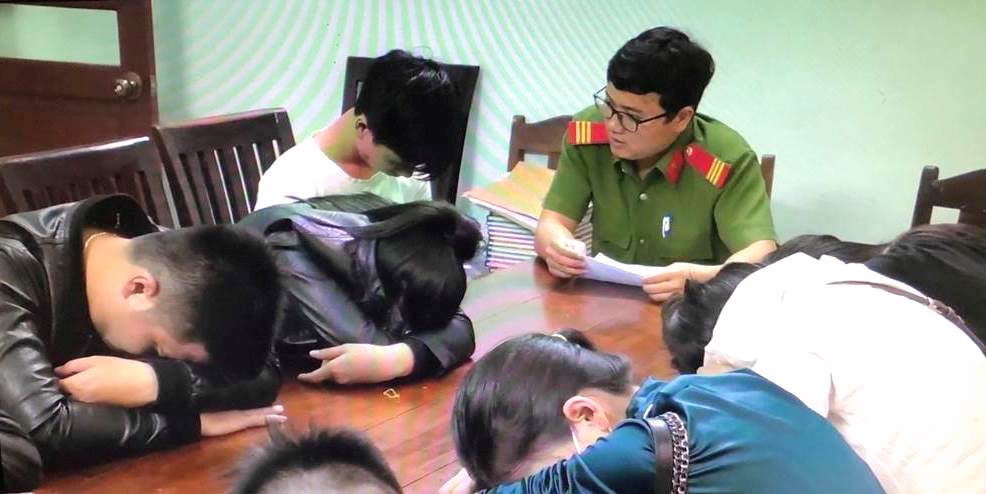 Đà Nẵng: Bắt gọn nhóm người dùng ma túy