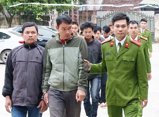 Thanh Hóa: Triệt phá sới bạc "khủng" trên sông, bắt giữ 16 đối tượng