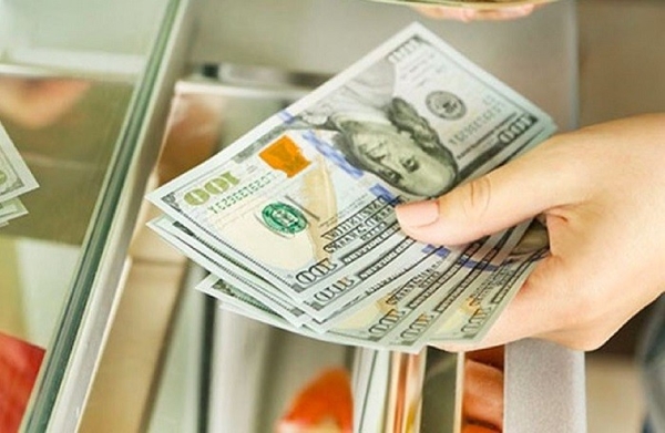 NHNN bắt đầu gỡ khó cho dân sau vụ đổi 100 USD bị phạt 90 triệu đồng