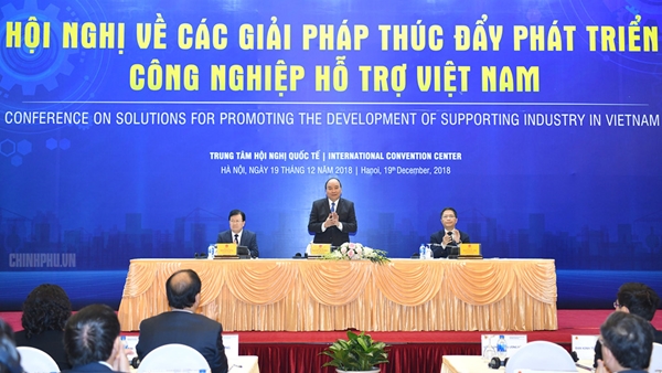 Thủ tướng: Đưa tinh thần Park Hang-seo vào công nghiệp phụ trợ Việt - Hình 2