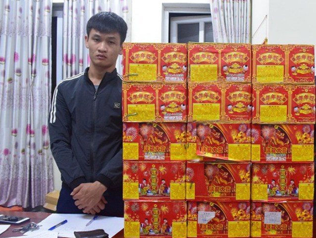 Hà Tĩnh: Bắt thanh niên “ém” hơn 70 kg pháo lậu chờ ngày tẩu tán