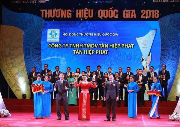Tân Hiệp Phát tiếp tục là doanh nghiệp có sản phẩm đạt Thương hiệu quốc gia 2018