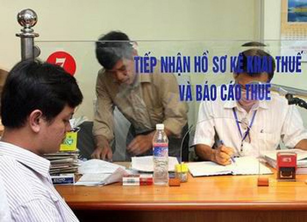 Ngành thuế làm việc cả ngày nghỉ Tết