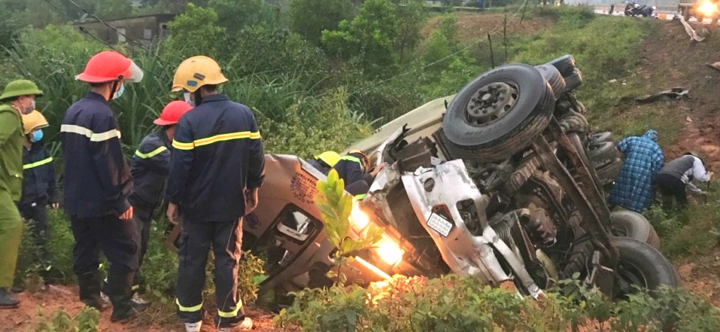 Quảng Trị: Tai nạn giao thông nghiêm trọng khiến một người chết, hai người bị thương nặng