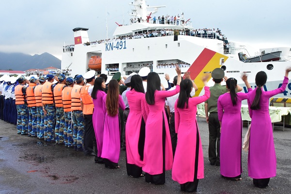 Khánh Hoà: Tiễn 3 tàu ra quân và chúc tết quần đảo Trường Sa - Hình 7