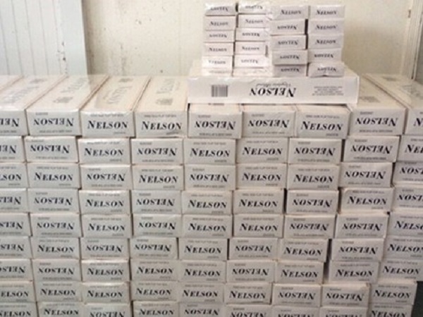 An Giang: Bắt giữ đối tượng vận chuyển gần 2.300 gói thuốc lá nhập lậu