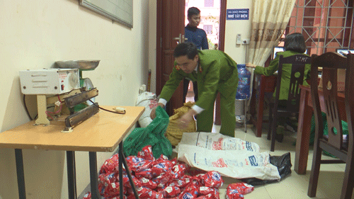 Nghệ An: Phát hiện một cơ sở sản xuất bột giặt giả