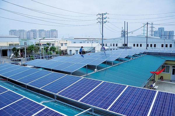 Phú Yên: Đầu tư gần 2.500 tỷ đồng khởi công 2 nhà máy điện mặt trời - Hình 1