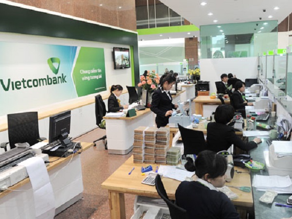 Vietcombank tiên phong giảm lãi suất cho vay
