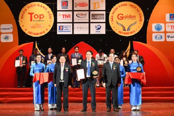 Smartkids, Officetex, B.bag xuất sắc lọt Top 50 Sản phẩm vàng Việt Nam 2018