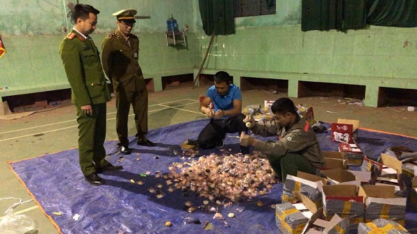 Bắc Giang: Phát hiện hơn 100kg bánh kẹo không rõ nguồn gốc - Hình 1