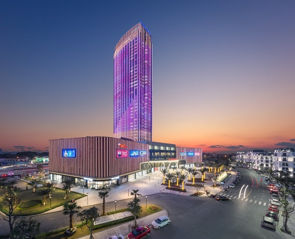 Vingroup khai trương tổ hợp TTTM & khách sạn cao nhất Đông bắc bộ - Hình 12