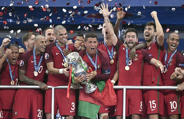 Thắng Jordan, CĐV nước nhà mơ tuyển Việt Nam giành chức vô địch giống Bồ Đào Nha - Hình 2