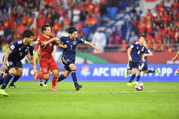 Thua đáng tiếc trước Nhật Bản: ĐT Việt Nam ngẩng cao đầu rời Asian Cup - Hình 1