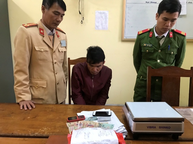 Nghệ An: Bắt 1 đối tượng, thu 1 kg ma túy đá