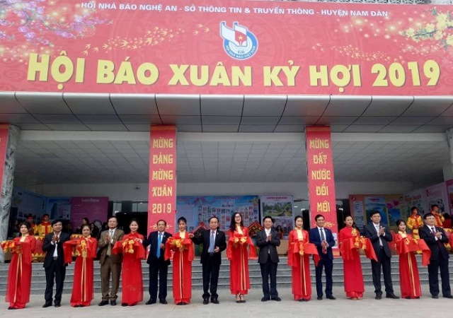 Nghệ An: Khai mạc Hội báo Xuân Kỷ Hợi năm 2019