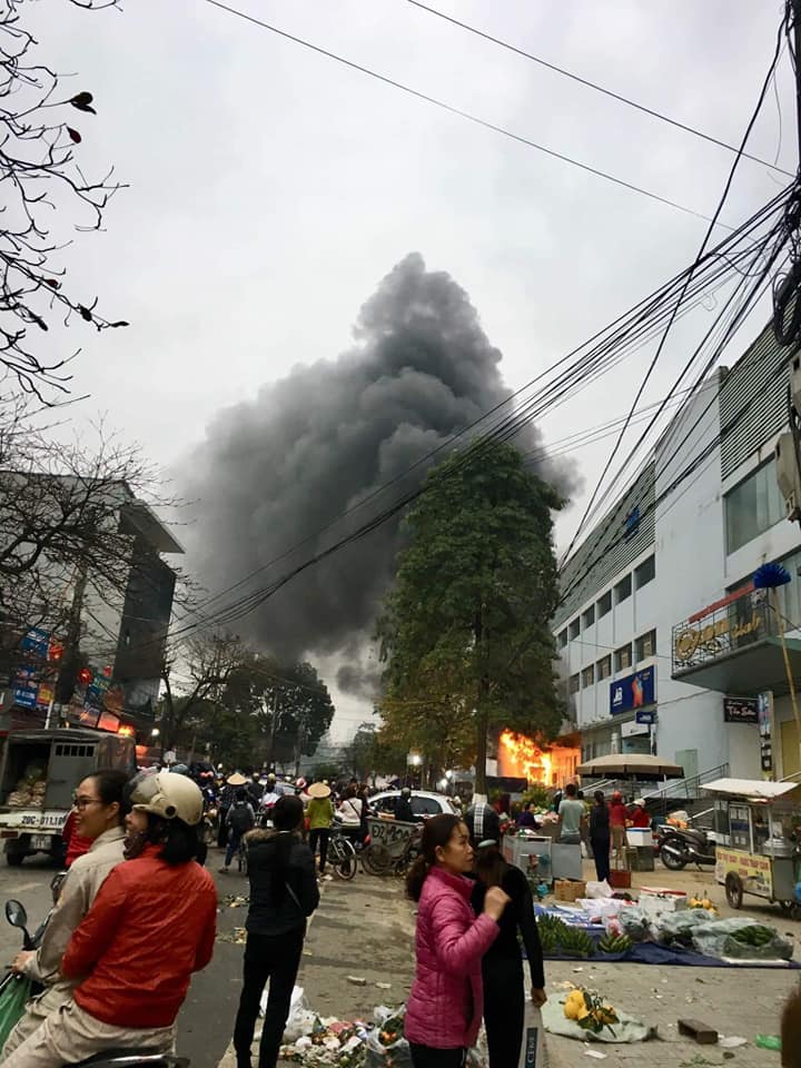 Thái Nguyên: Cháy chợ Thái - Nỗi đau của tiểu thương ngày cận Tết