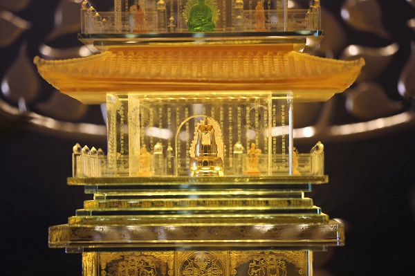 Quần thể tâm linh trên đỉnh thiêng Fansipan cung rước xá lợi Phật đón năm mới - Hình 3