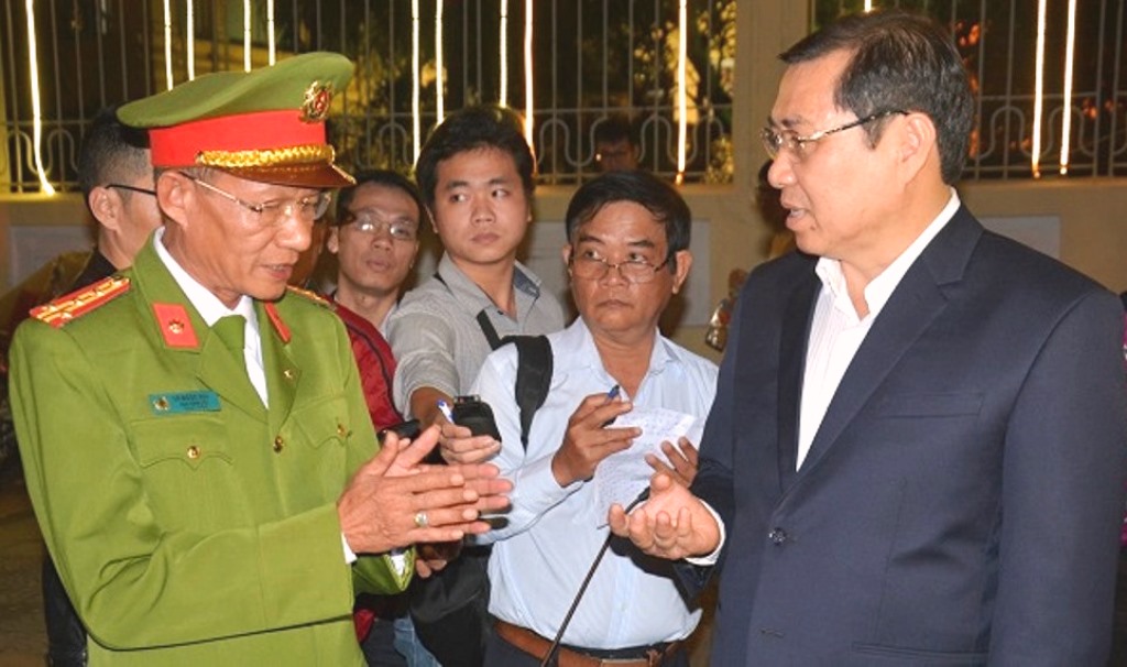 Đà Nẵng: Đêm Giao thừa, Chủ tịch thành phố thăm, chúc Tết các lực lượng sẵn sàng chiến đấu - Hình 4